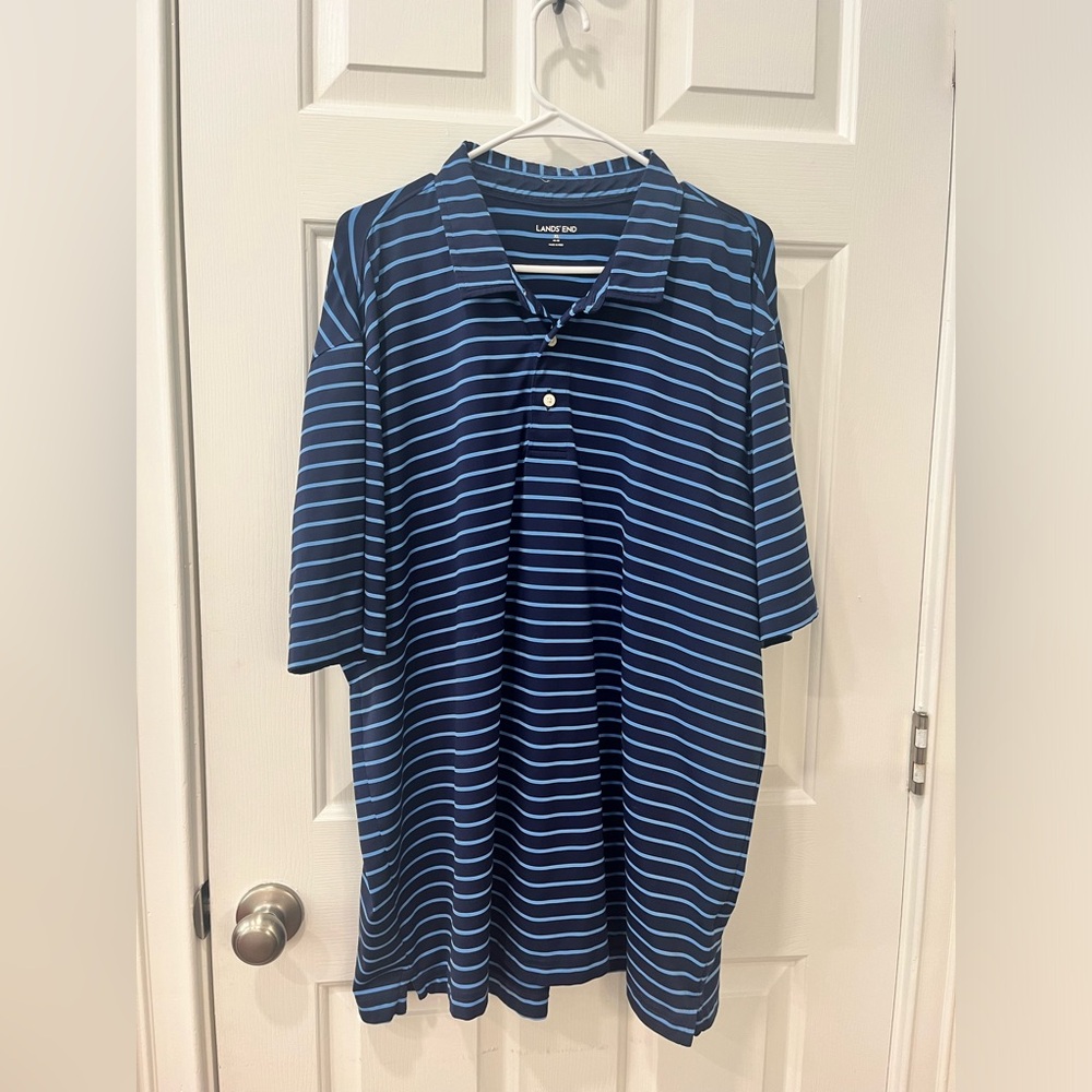 Men’s Lands End collared shirt